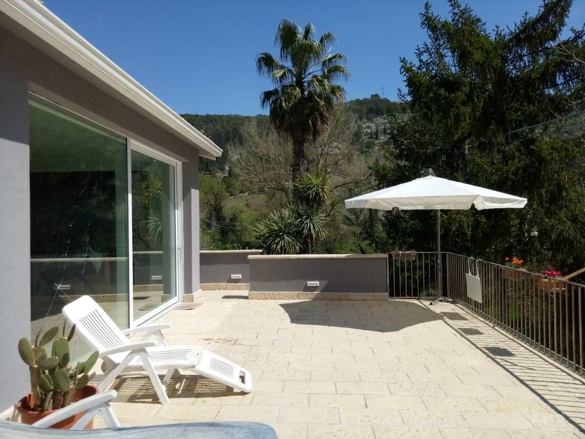 Casa Vacanze Irmino Garden Villa Ragusa Exterior photo